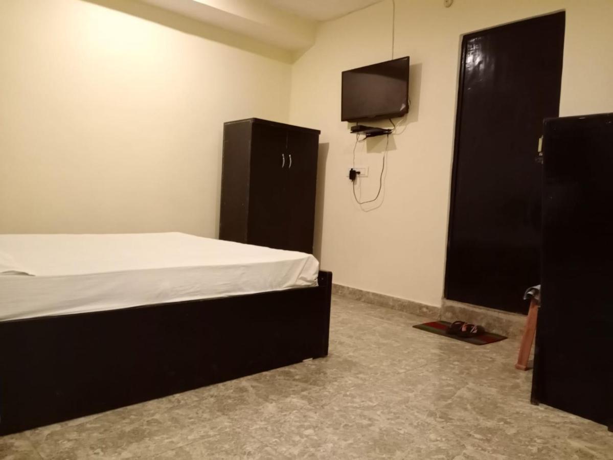 S S Hotel And Restaurant By Wb Economy Jaunpur Экстерьер фото