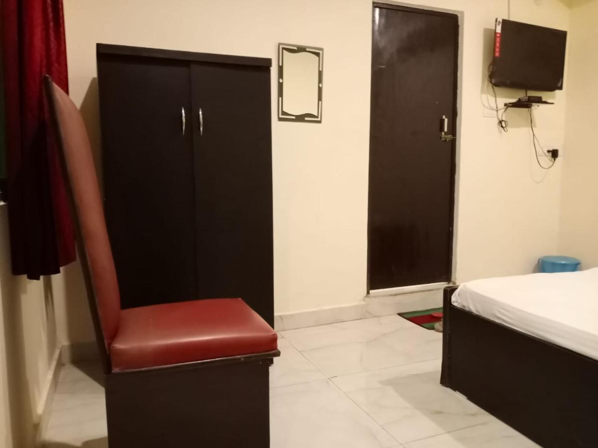 S S Hotel And Restaurant By Wb Economy Jaunpur Экстерьер фото