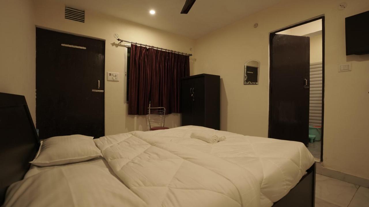 S S Hotel And Restaurant By Wb Economy Jaunpur Экстерьер фото